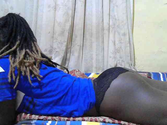 black-beauty webcam