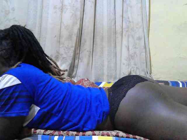 black-beauty webcam