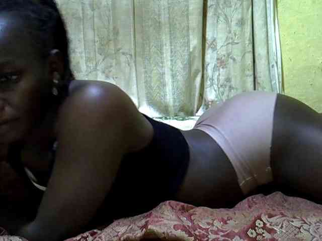black-beauty webcam