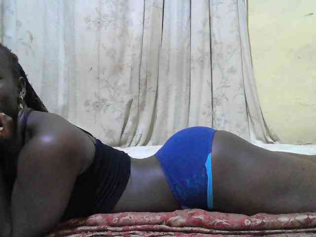 black-beauty webcam