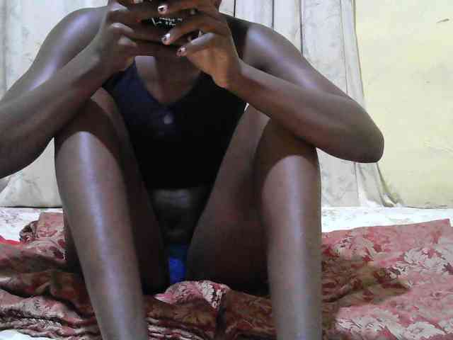 black-beauty webcam