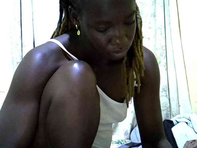 black-beauty webcam
