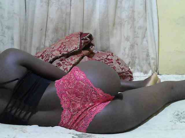 black-beauty webcam