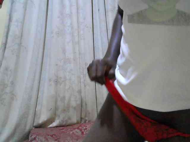 black-beauty webcam