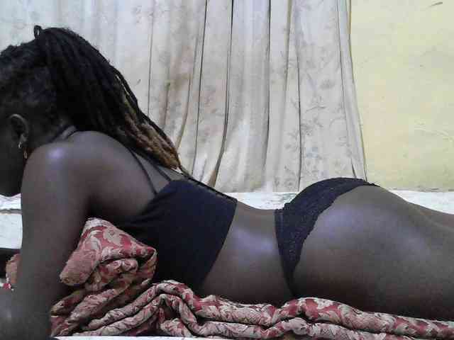 black-beauty webcam