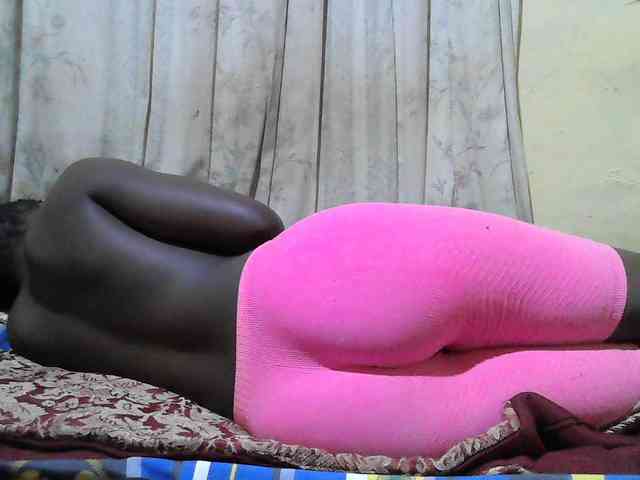 black-beauty webcam