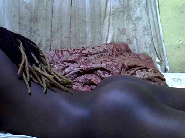 black-beauty webcam