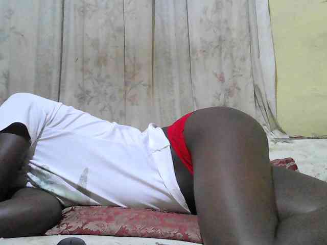 black-beauty webcam