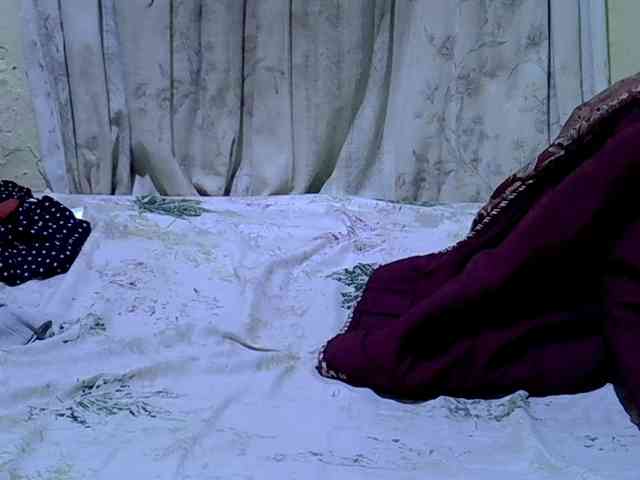 black-beauty webcam