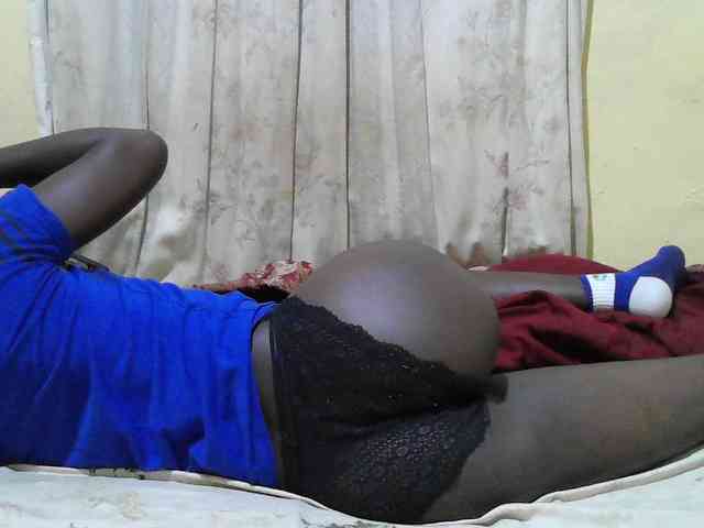 black-beauty webcam