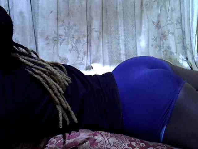 black-beauty webcam
