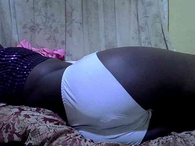 black-beauty webcam
