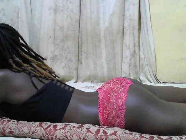 black-beauty webcam