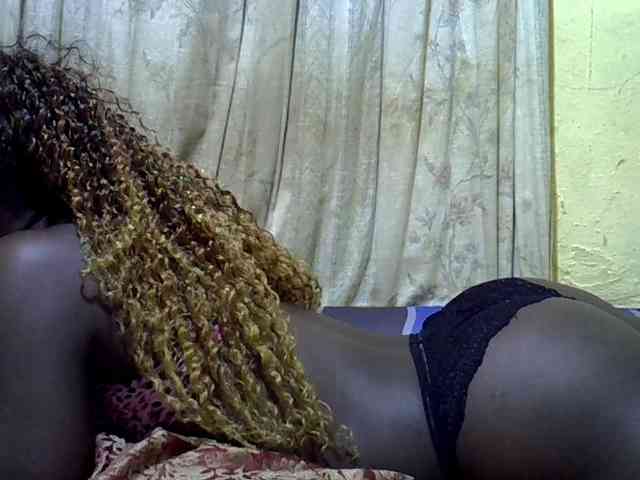 black-beauty webcam