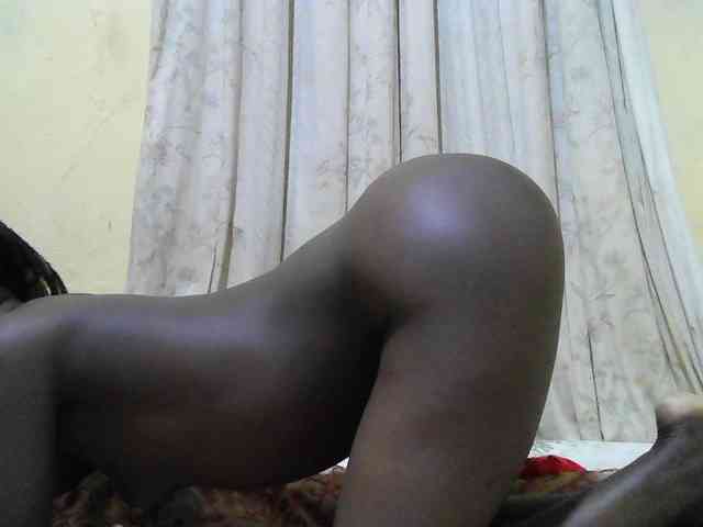 black-beauty webcam
