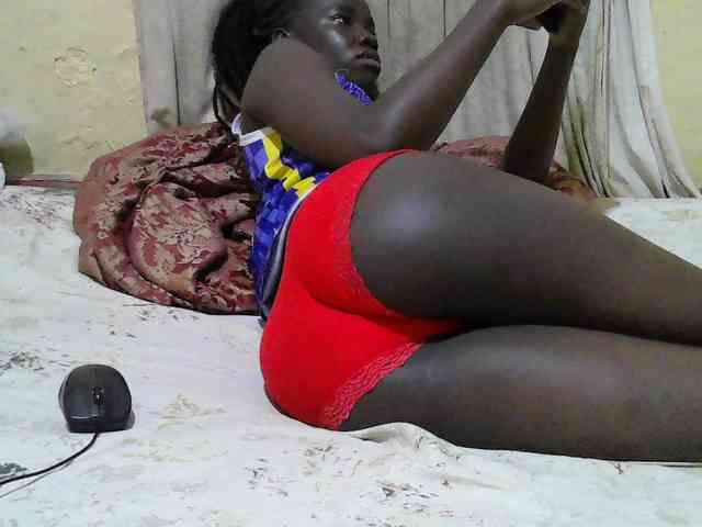 black-beauty webcam