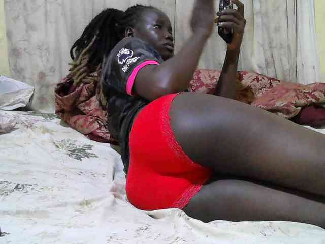 black-beauty webcam