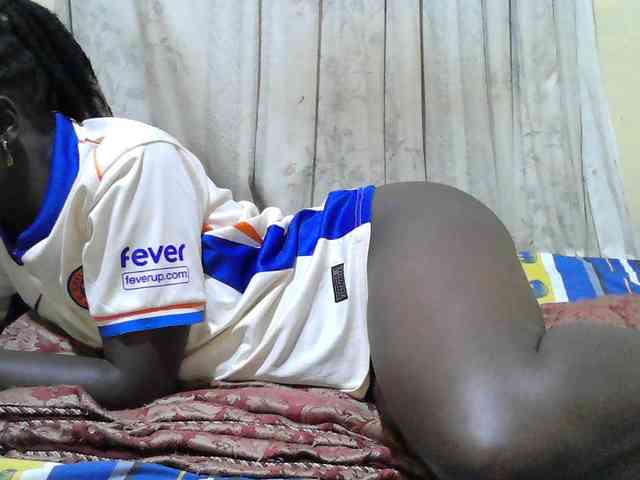 black-beauty webcam
