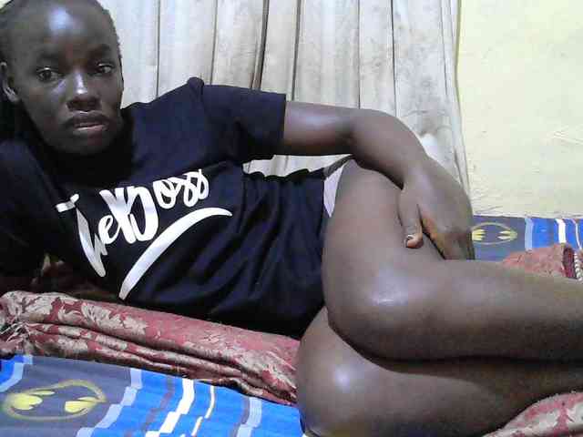 black-beauty webcam