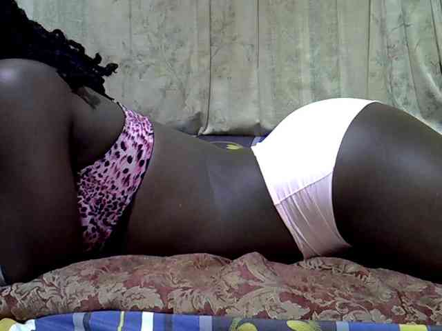 black-beauty webcam