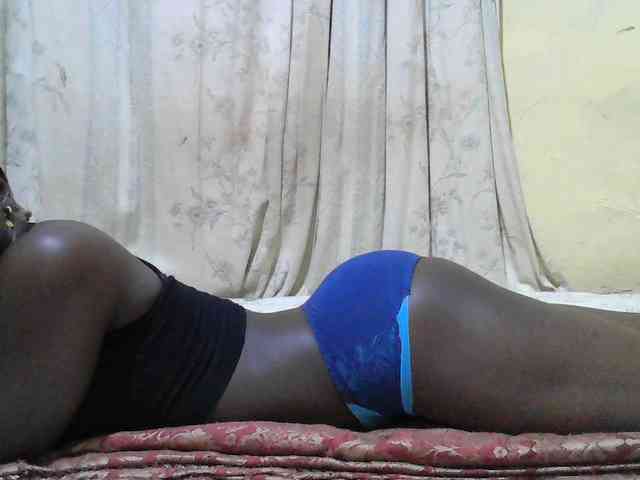 black-beauty webcam
