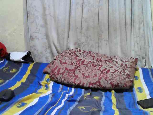 black-beauty webcam