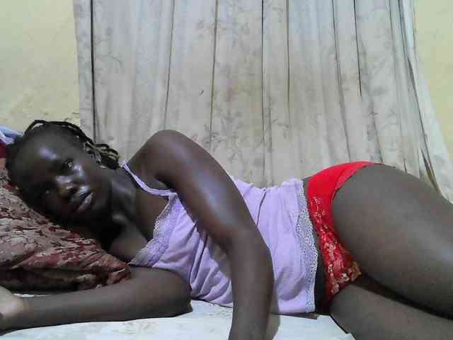 black-beauty webcam