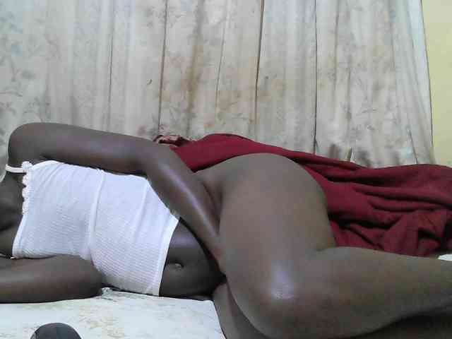 black-beauty webcam