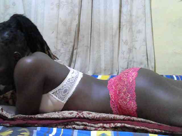 black-beauty webcam