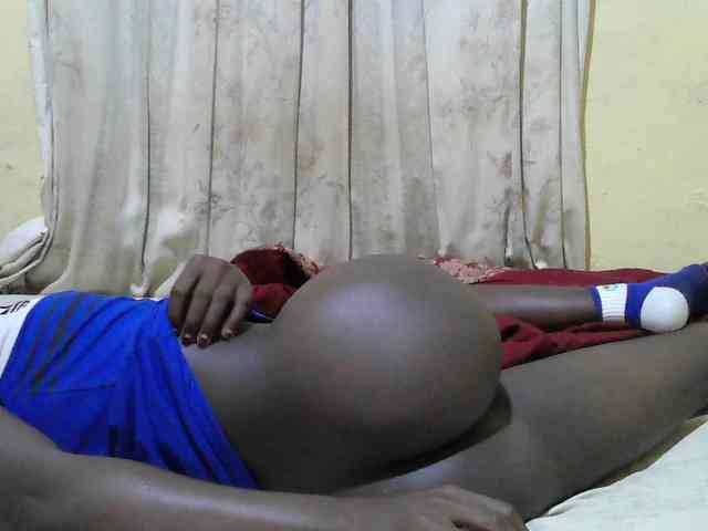 black-beauty webcam