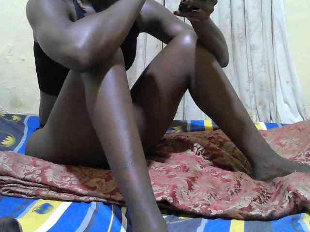 black-beauty webcam