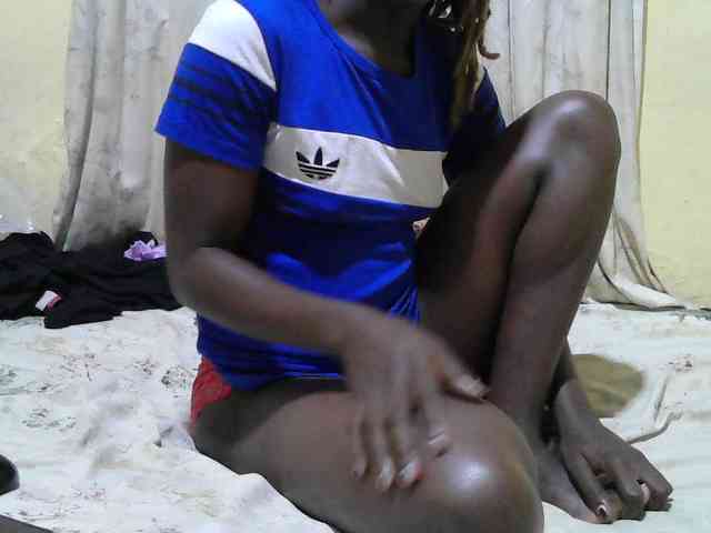 black-beauty webcam