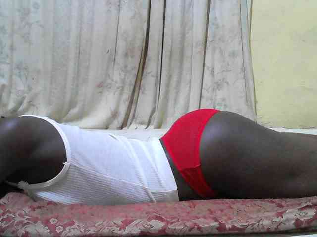 black-beauty webcam