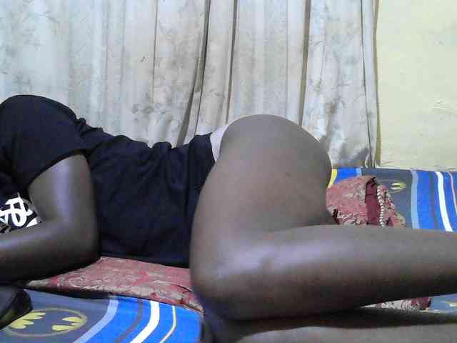 black-beauty webcam