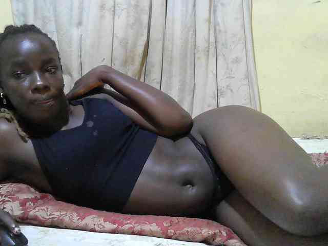 black-beauty webcam
