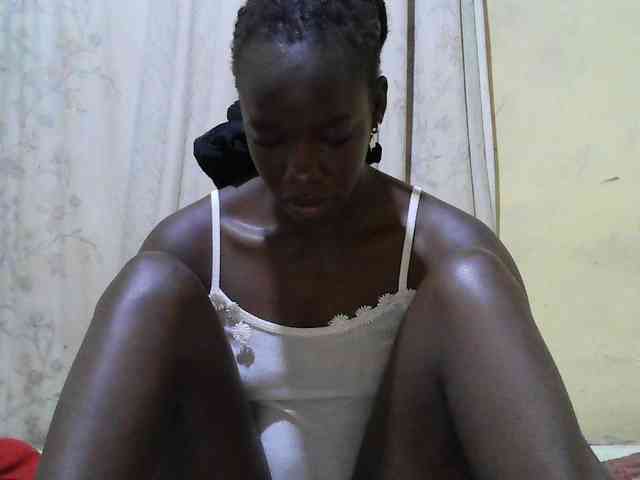 black-beauty webcam