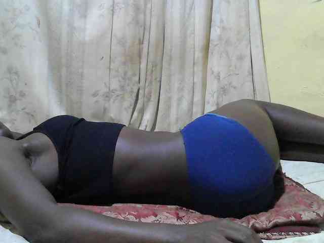 black-beauty webcam