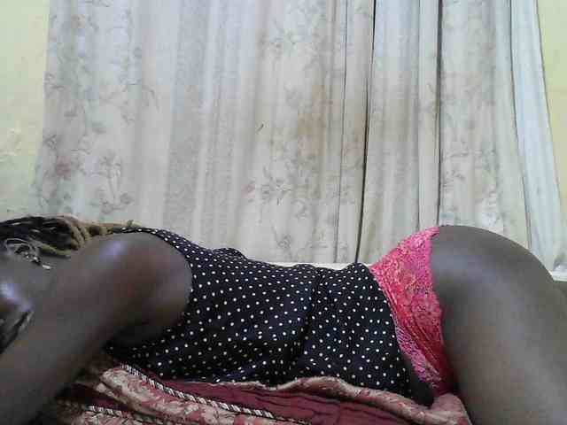 black-beauty webcam