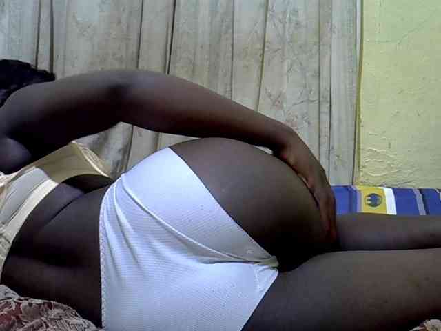 black-beauty webcam