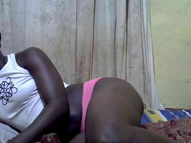 black-beauty webcam