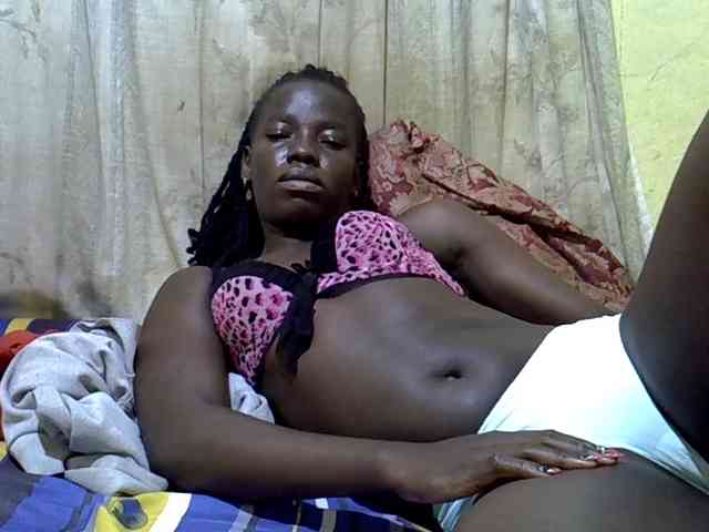 black-beauty webcam