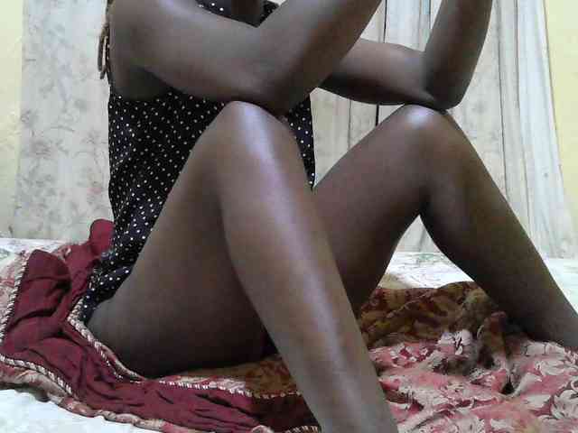 black-beauty webcam
