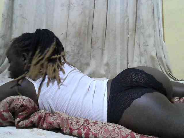 black-beauty webcam