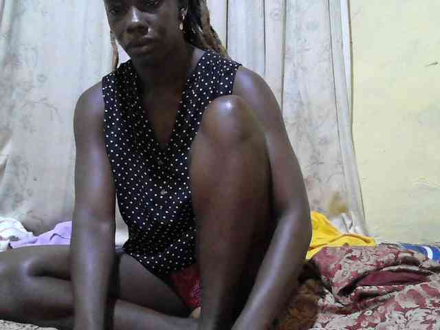 black-beauty webcam
