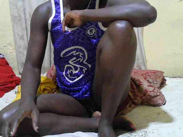 black-beauty webcam