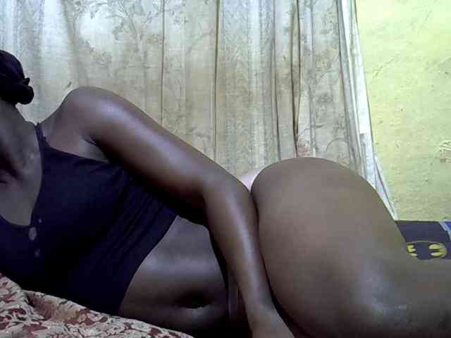 black-beauty webcam