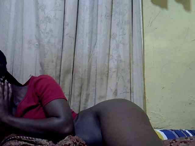 black-beauty webcam