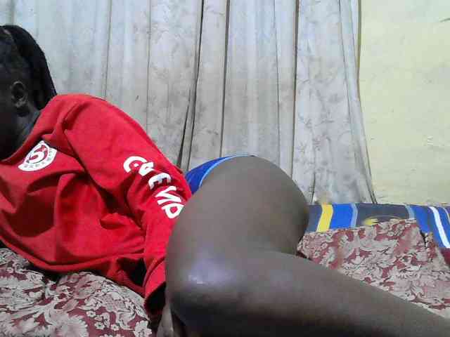 black-beauty webcam