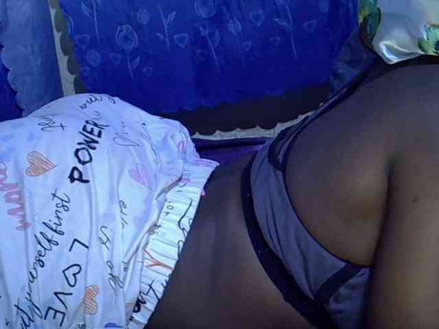 pretty-sunshine Live Webcam on BongaCams