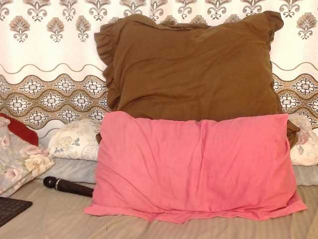 Karishma live cam profile